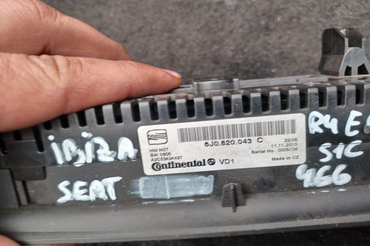 Comanda AC 6J0820043C 6J0820043C Seat Ibiza a 4-a generatie 6J