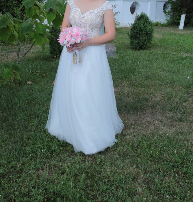 Vând rochie mireasa mărimea S-M