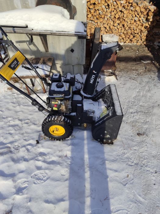 Машина для уборки снега