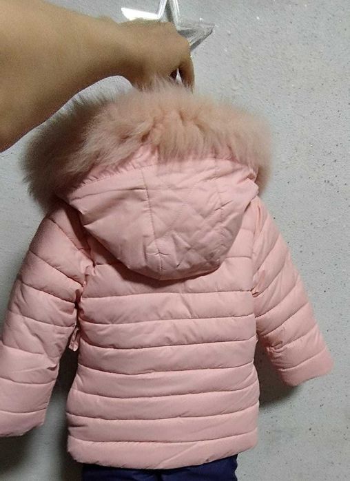 продам детскую куртку для девочки до 2-х лет