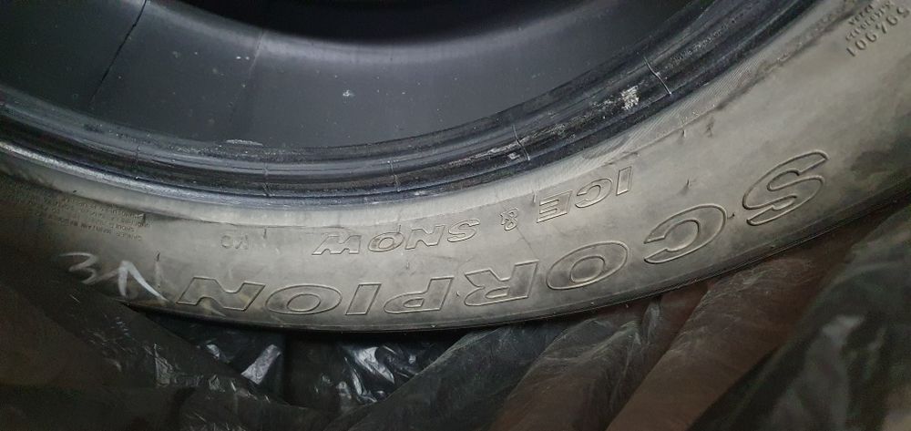 Зимни гуми 275/50/20 Pirelli Scorpion 4бр. Цената е за комплекта
