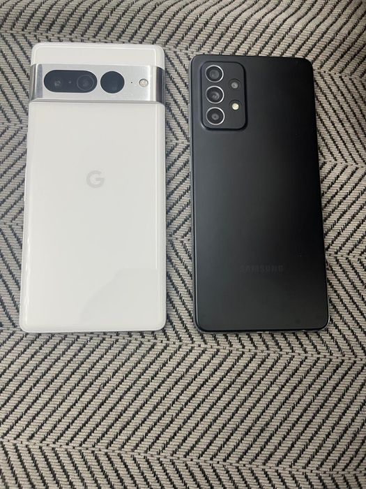 Обменяю 2 телефона на 1