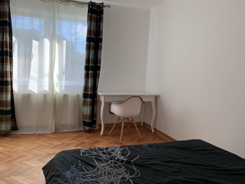 Vand apartament 2 camere strada Traian