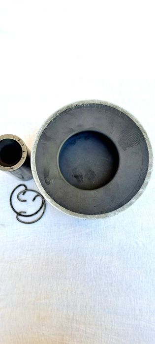 Поршень двигателя 128мм