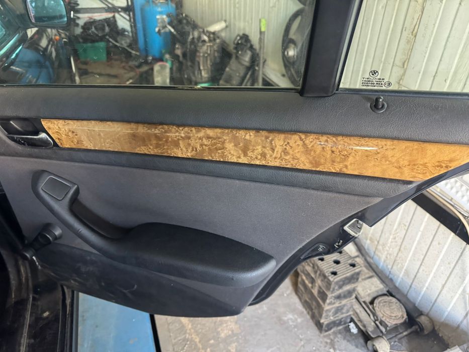 Trimuri e46 Burr Walnut Wood