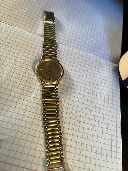 Продам золотые часы с браслетом