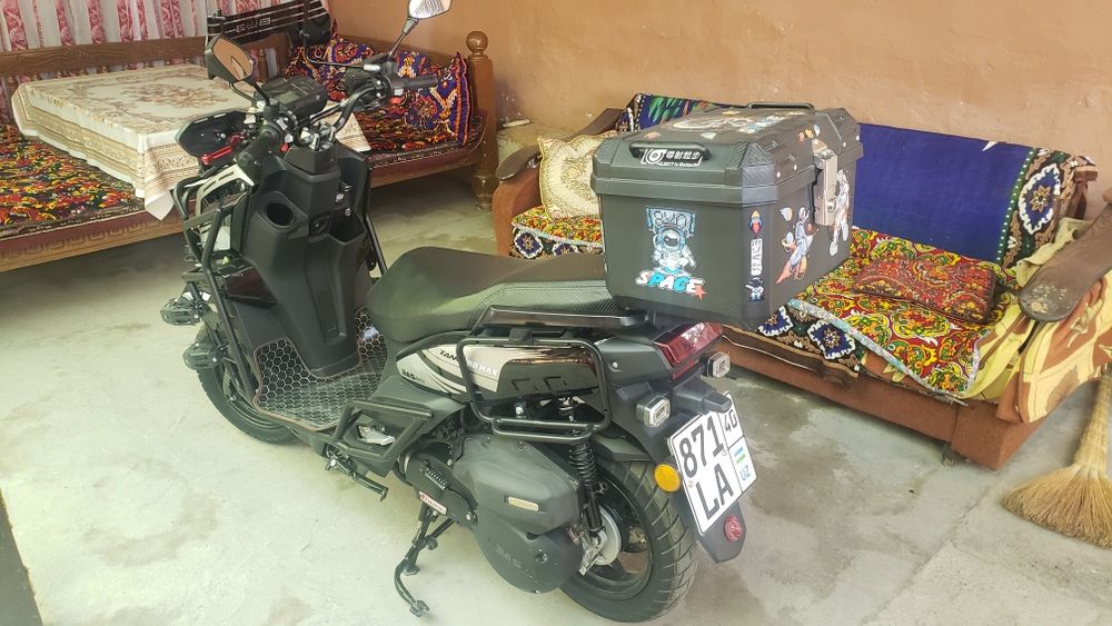 Танк скутир сотилади