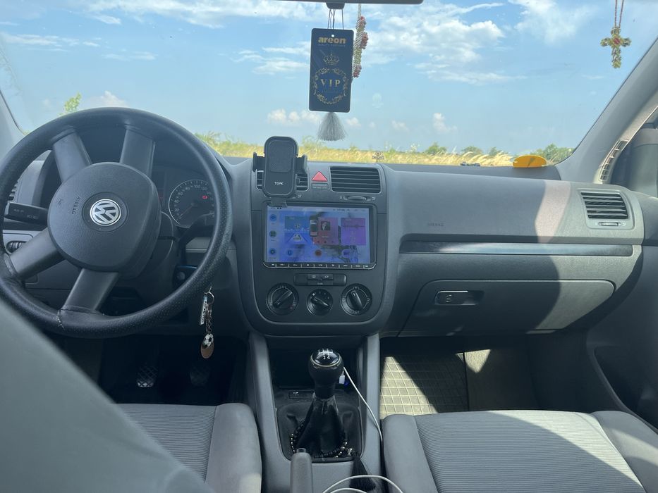 Vănd Golf 5 în stare buna