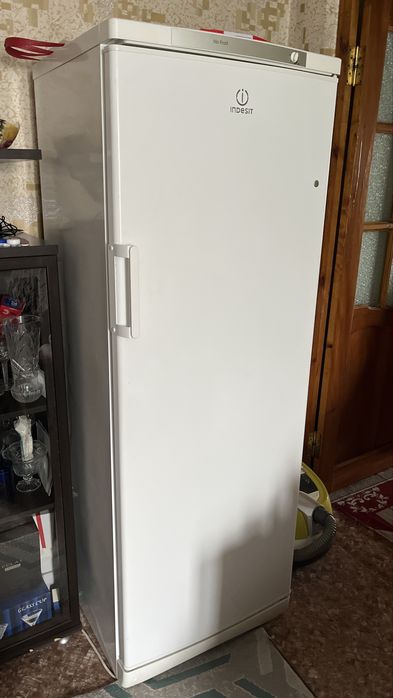 Морозильная камера indesit