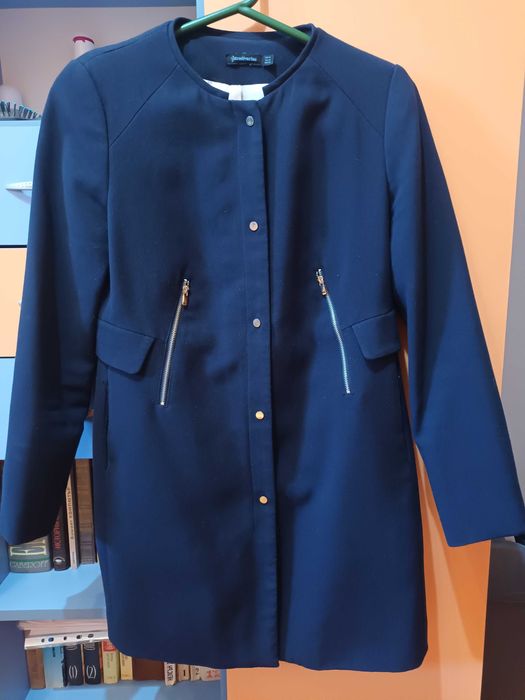 Сака и връхни дрехи на ниски цени