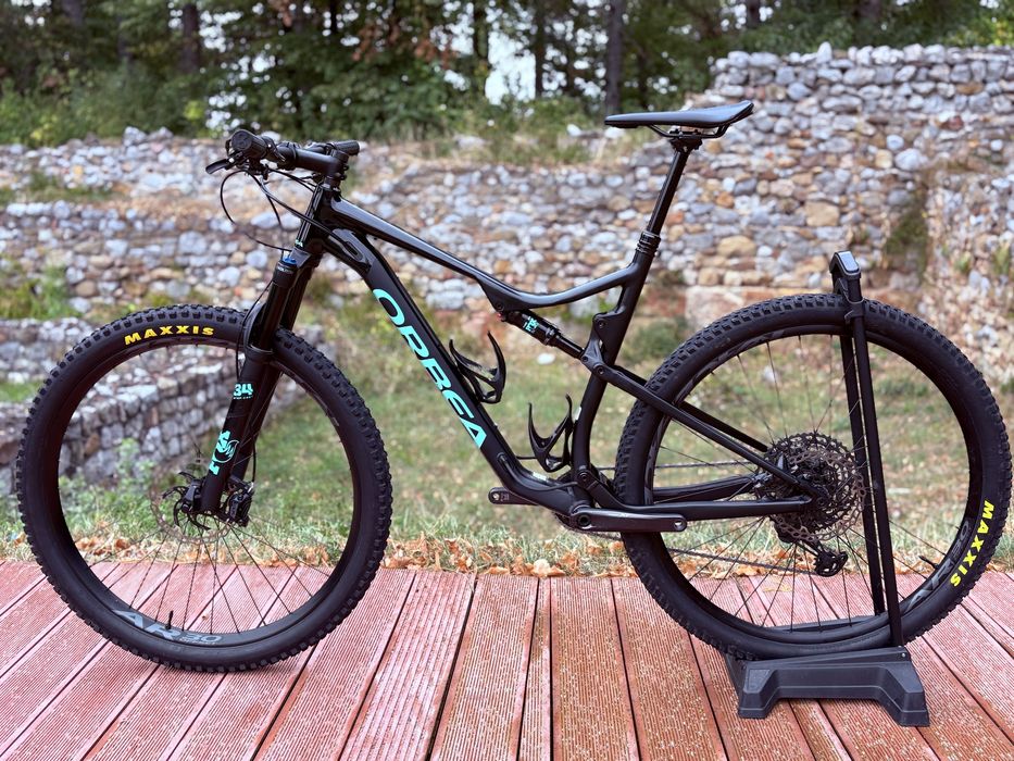 2022 Orbea Oiz H10 TR Fox/XT