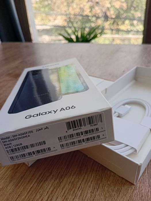 Продаю Samsung A06/128GB