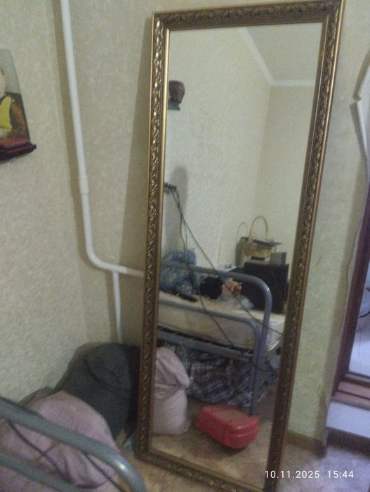 Продам зеркало большое