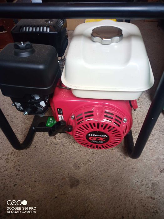 Vând Generator3,3kw