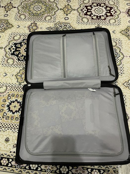 Чемодан Xiaomi lightweight