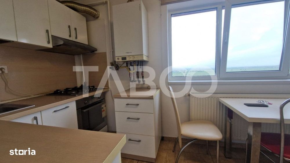Apartament 4 camere 100 mp utili de vanzare in Sibiu zona Strand — fotografia 3