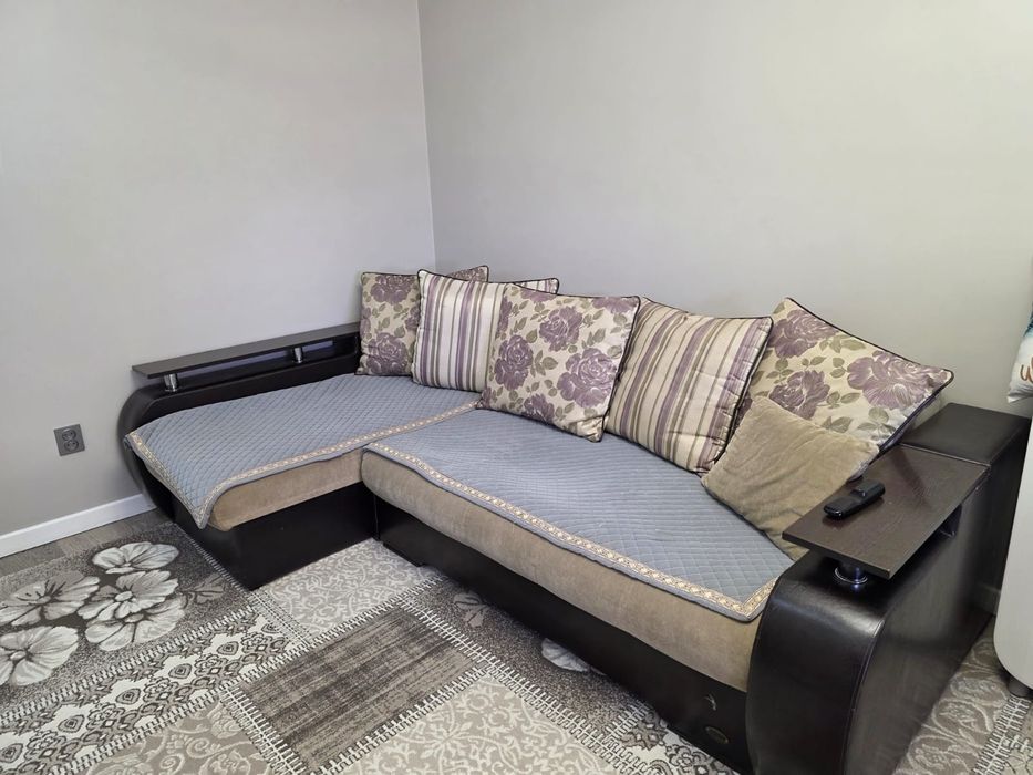 Диван угловой раздвижной