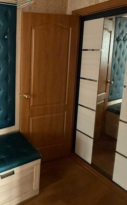 продам двери межкомнатные