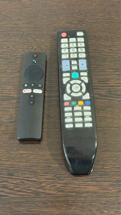 Телевизор Samsung небольшой