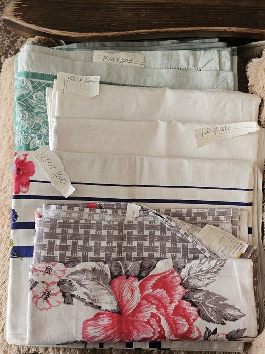 Простыни- пододеяльники - полотенца- тюдь