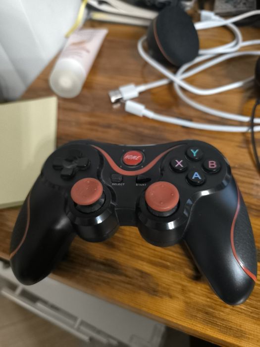 Отдам нерабочий геймпад