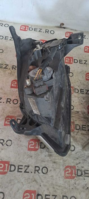 Faruri / Far stanga , far dreapta cu lupa Halogen pentru Opel Tigra B / pret per bucata