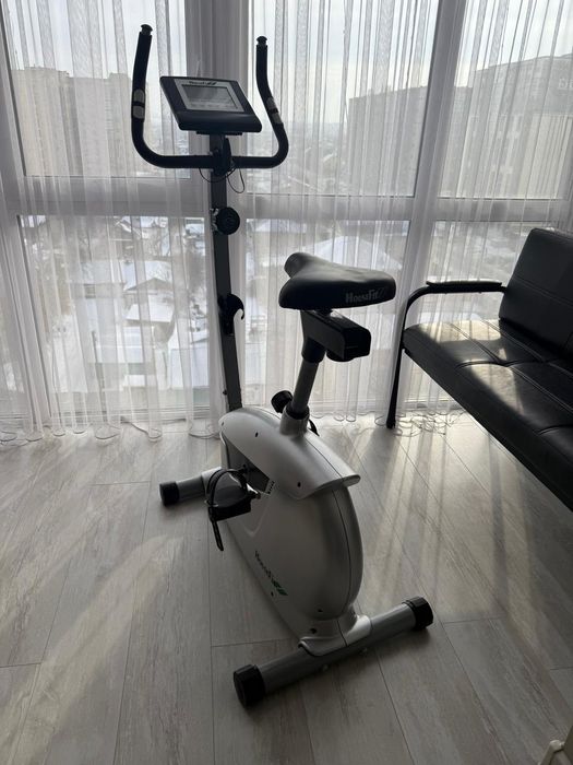 Велотренажёр Housefit