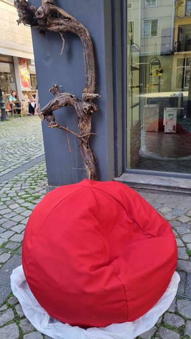 Нов Барбарон- Пуф