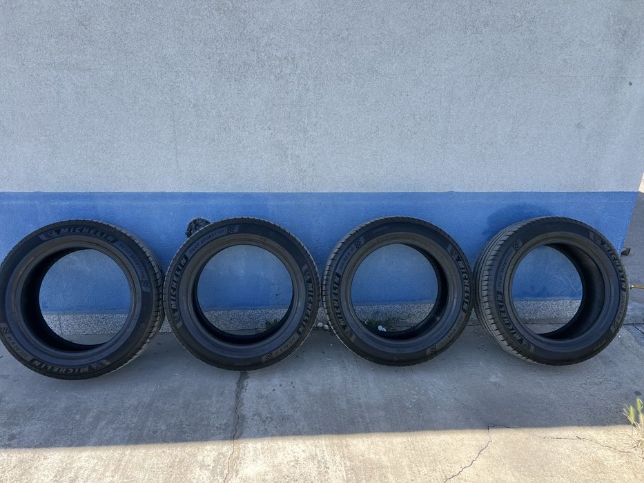 225 60 18 Michelin Pilot Sport 4 SUV