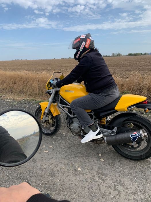 Ducati monster 600cc