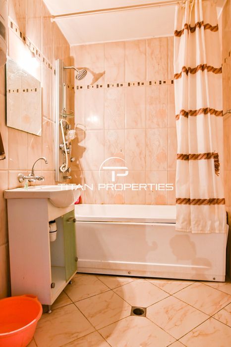 тристаен, под наем, ж.к Сухата река
