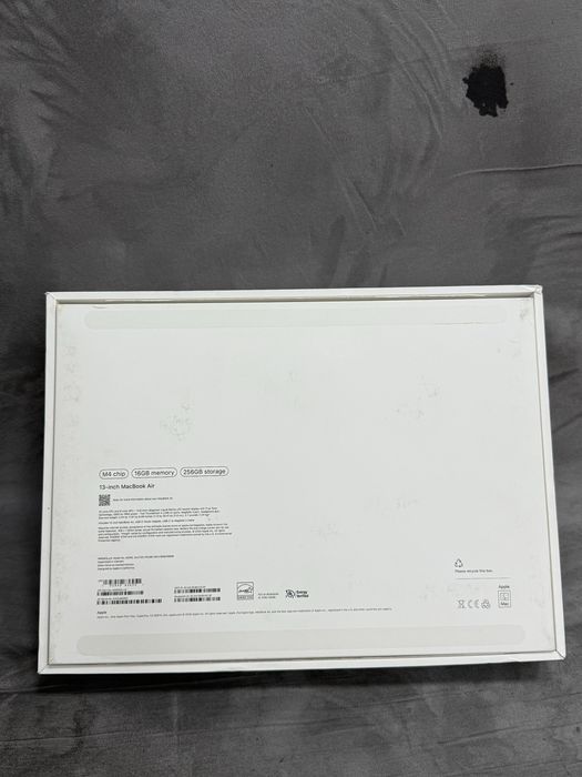 MacBook Air M4chip  13inch 16GB/256GB
