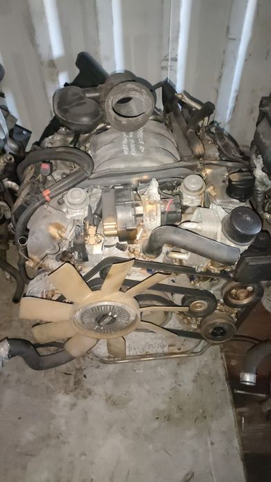 На Мерседес запчасть