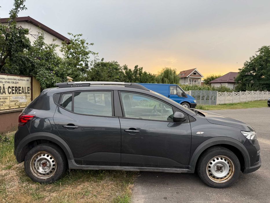 Dacia Sandero Stepway GPL usor avariat