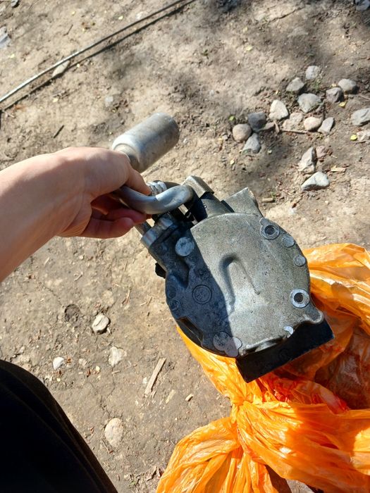 Ниссан Патфайндер компрессор кондера