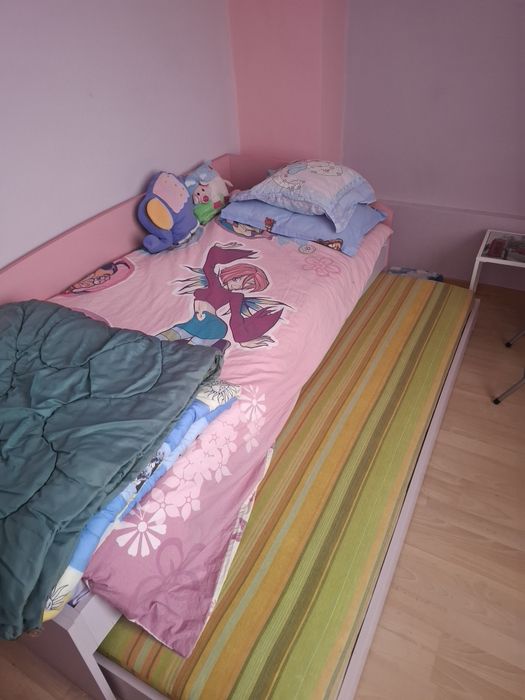 Единично  легло  с втори издърпващ матрак в 2 цвята
430.51 €