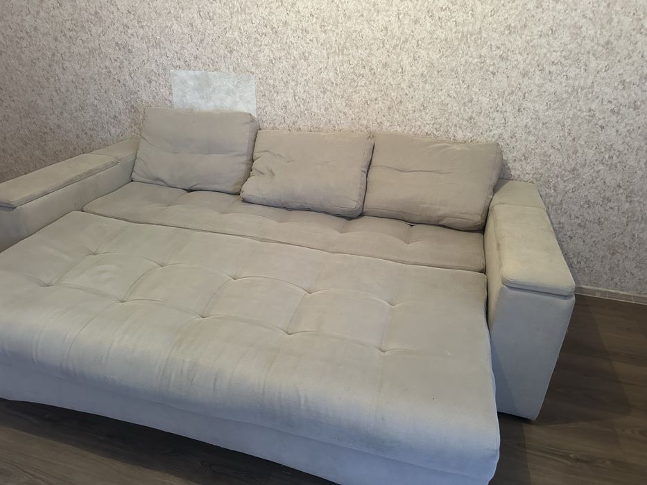 Продам два дивана