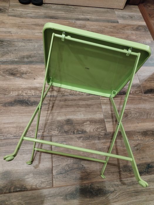 Сгъваема метална маса