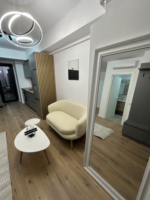 Inchiriez apartament 2 camere tip studio centru zavoi parc