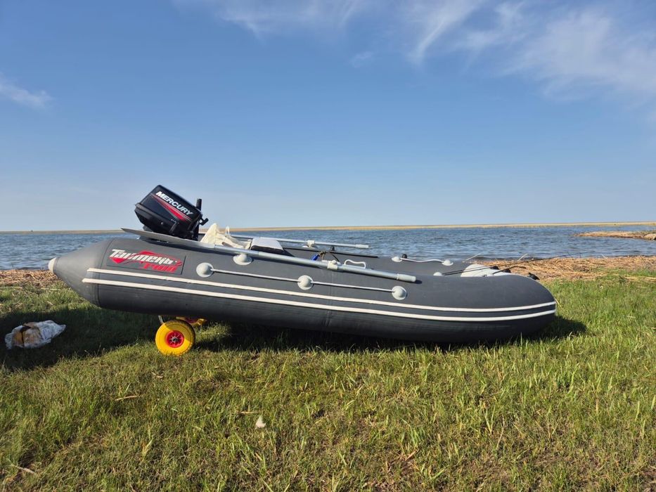 Продам лодку и мотор