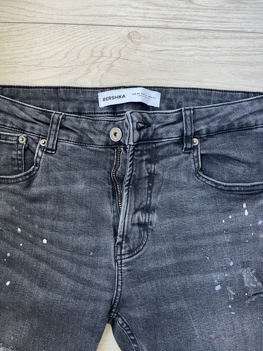blugi bershka aproape noi