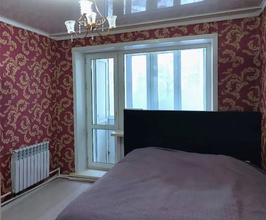 Продается 4 комн квартира в центре