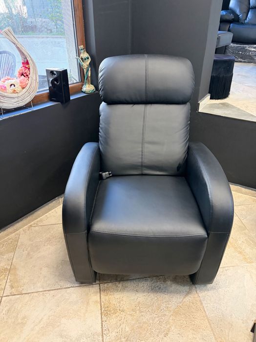 Кожен стол за педикюр