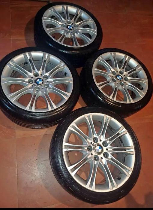 Vând /schimb jante r 18