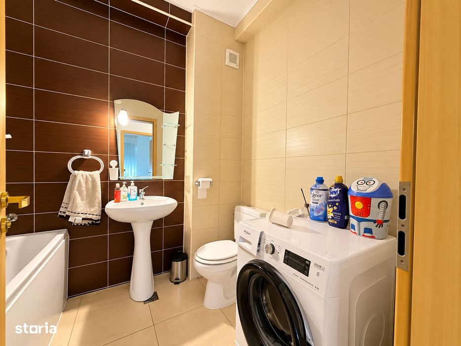 3 Camere Decomandat | 2 Balcoane | Parcare Inclusă