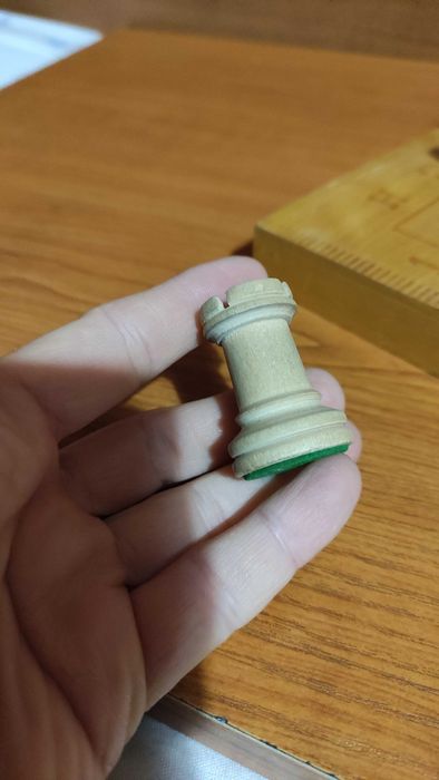 Шах с дървени фигури 35 х 35 см