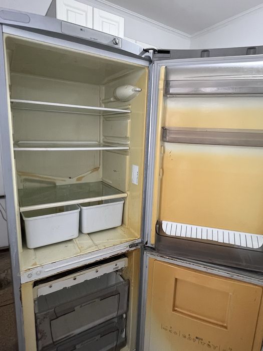 Холодильник АРИСТОН Россия