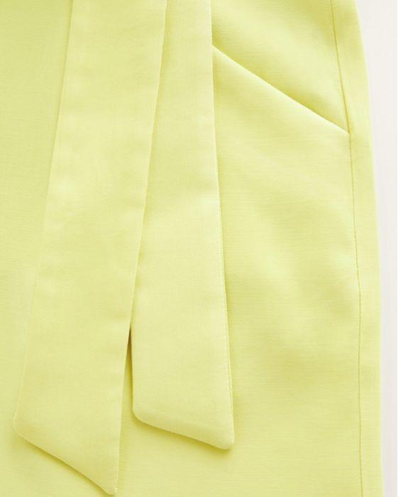 Pantaloni scurti MANGO galben verde neon - marimea 42 (L) - 99 RON