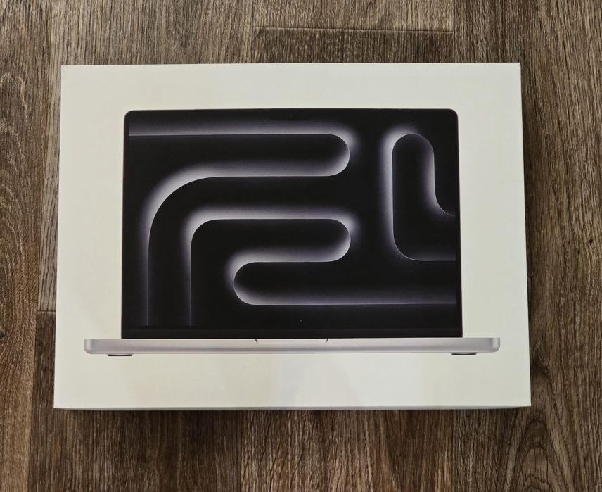 MacBook Pro 14/16 M3PRO/M4//M5