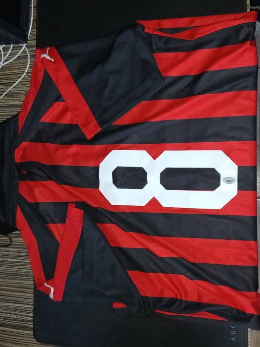 Tricou fotbal AC Milan Puma - Nr. 8 - Original - Mărimea L